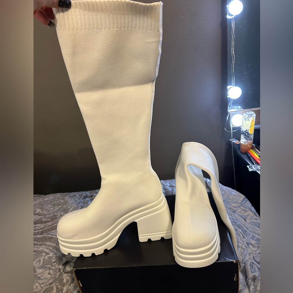 White chunky heel sock long boots, knitted platform calf boots